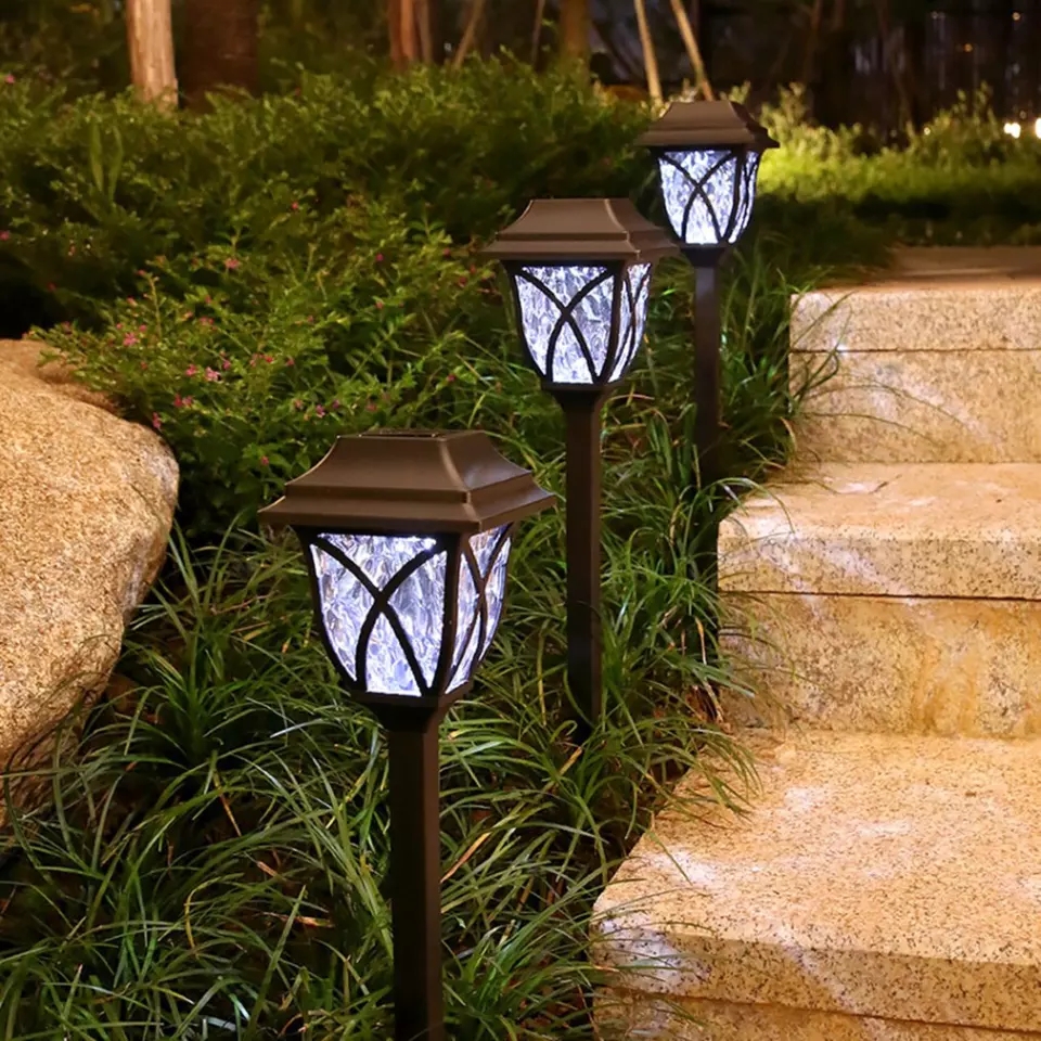 SOLAR GARDEN LAMP 44CM SKU:297