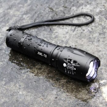 SUPER STRONG TACTICAL FLASHLIGHT TWO TYPES OF POWER SUPPLY SKU:290-B
