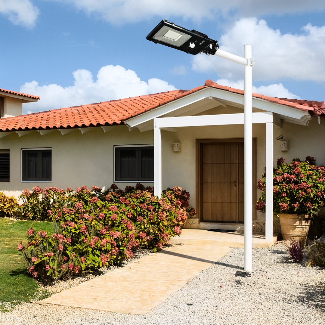 SOLAR STREET LAMP 200W WITH REMOTE LED 20158 SKU:101